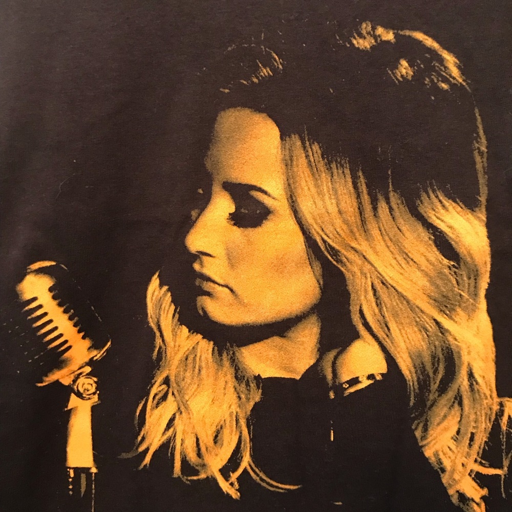 DEMI LOVATO women’s vneck T-shirt Black sz MED